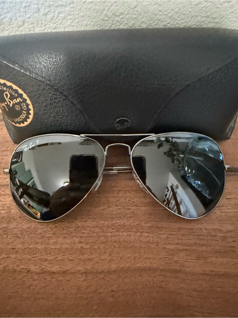 Ray-Ban Black Aviator Polarized Sunglasses